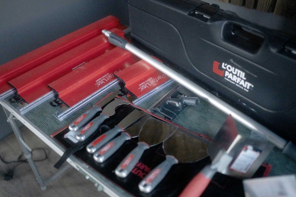 Set profesional gletiere + șpacluri L’Outil Parfait – complet, 1200 lei