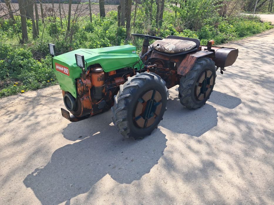 Pasquali 990 tractoras 4x4