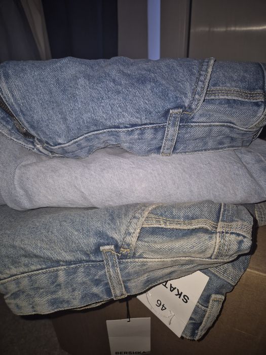 Bermude de blugi Jorts Bershka Noi