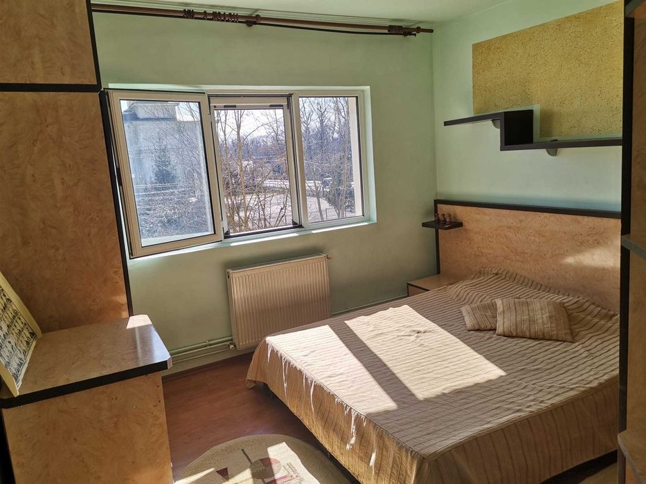 Apartament 2 camere de vânzare Plopeni, Prahova
