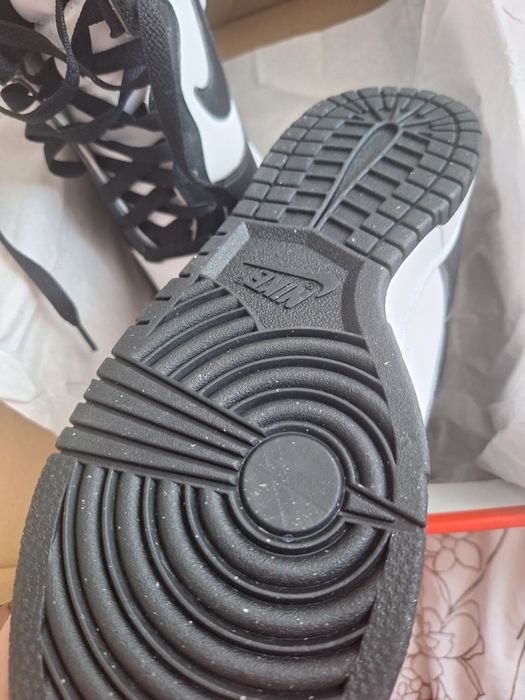 Adidași gheata Nike