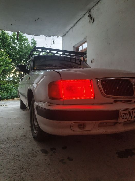 Gaz 3110  sotiladi