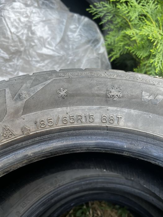 Шины зимние 185/65/15