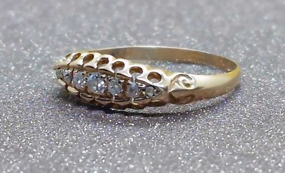 Inel Art Deco din aur 18K cu 5 diamante tăietură veche europeană