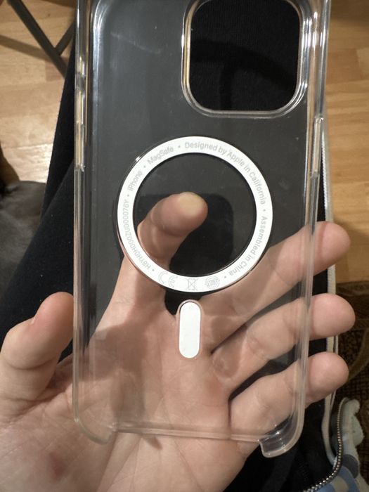 Husa 15 pro max originala (apare pe ecran cand este pusa pe telefon)