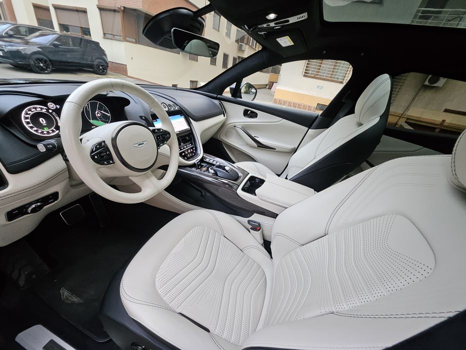 Aston Martin DBX 19.000km (1/500) Full Carbon, Achizitie RO de nou