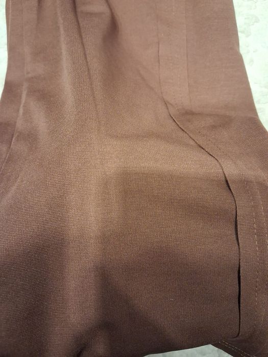 Продам брюки новые