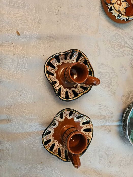 Комплект от два керамични свещника