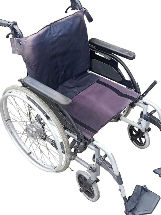 Инвалидна Количка - Голям Размер, Отлично Състояние