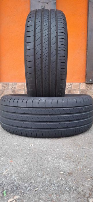 2бр. 205/55/16 Goodyear 7.2mm грайфер, дот 22г. Безплатен монтаж