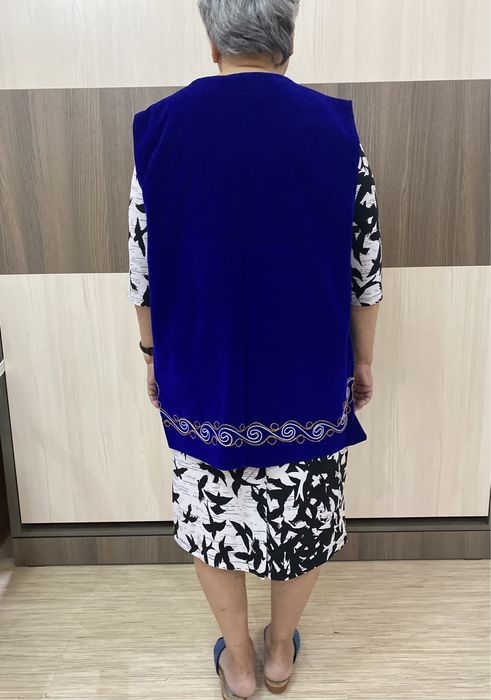 Жилетки национальные (разные)