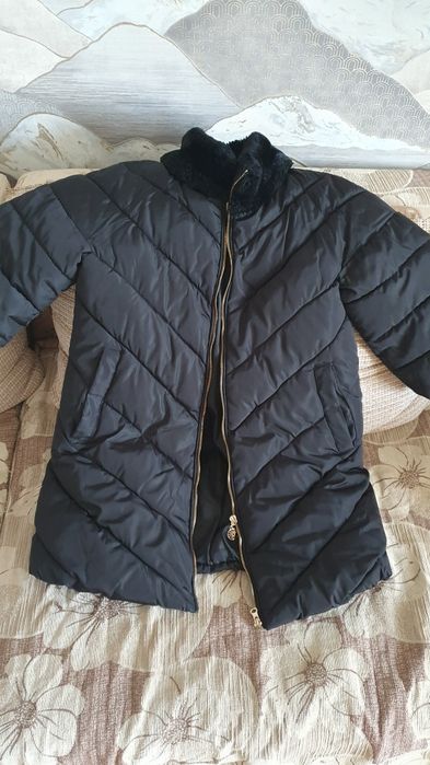 Продам зимний пуховик