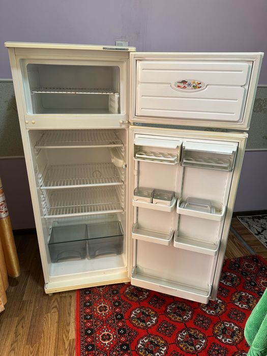 Холодильник двухкамерный «Атлант»