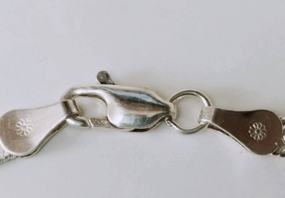 Veche bratara cu zale din argint de 925, copii