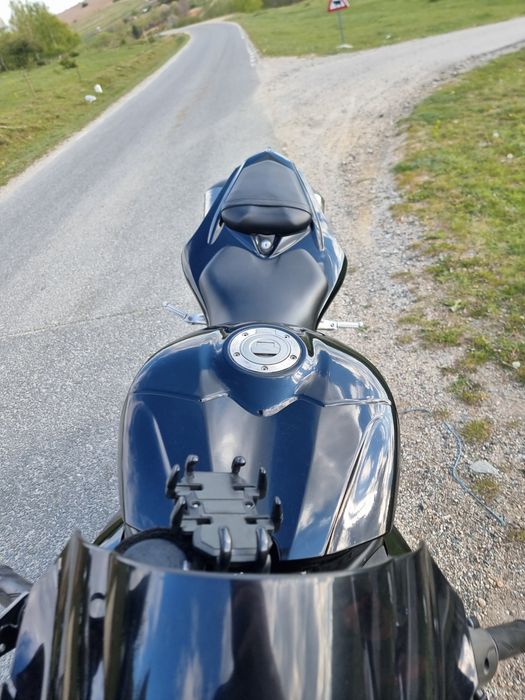 Yamaha YZF-R1 (RN19)