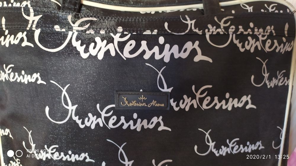 Guess,Roxy,Montesinios