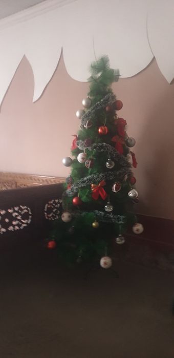 Archa holati yangi boyi 2 metr uyinchoglari narmalnisidan yahshi ochil