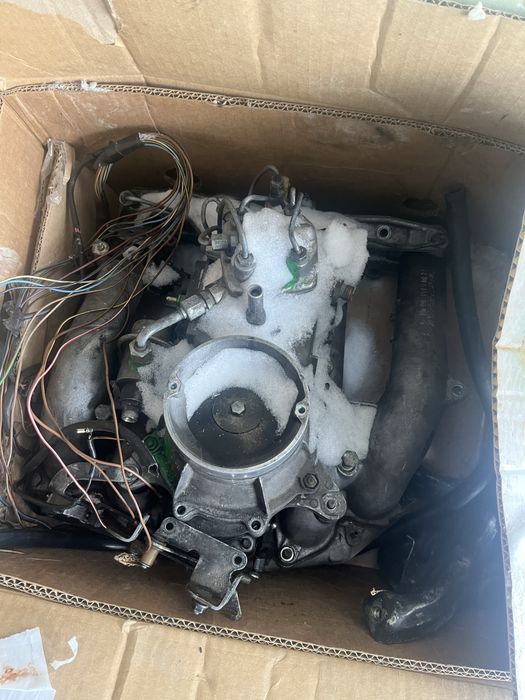 Дозатор от мерседес  2.0-2.3