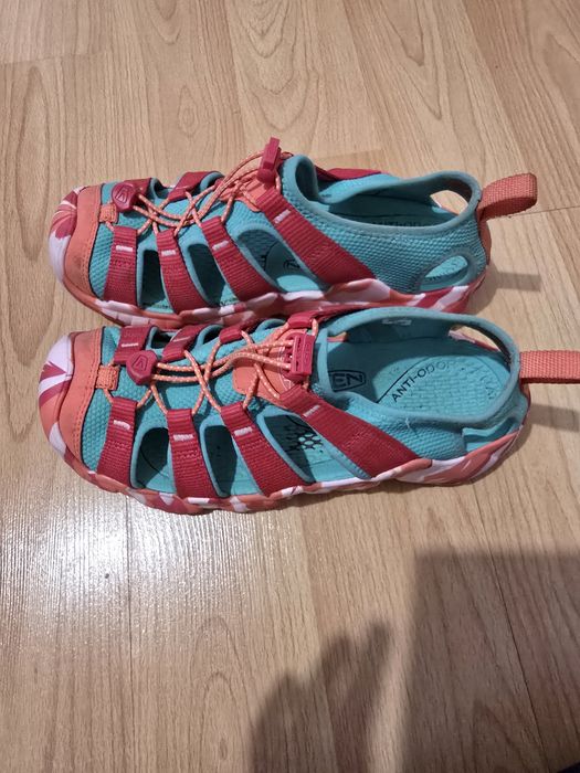 Сандали Keen номер 38