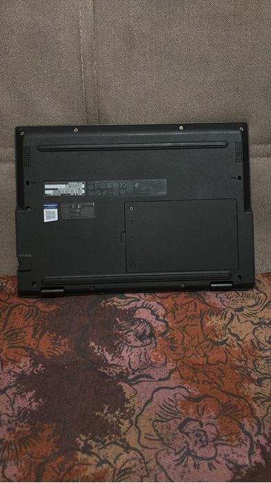 Продается нетбуг ACER