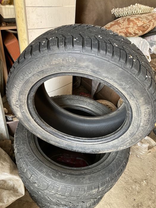 Продам шины 185x65 r15 шипованные