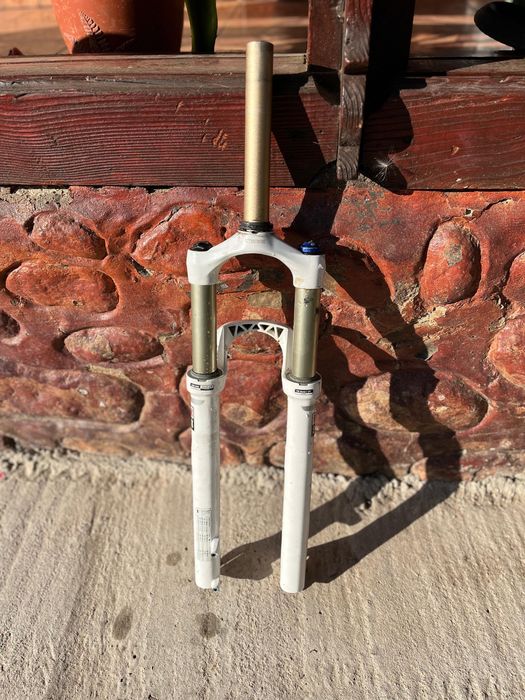 Vand suspensie rockshox