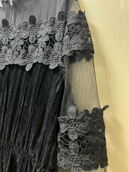 Платья черный бархат 42р