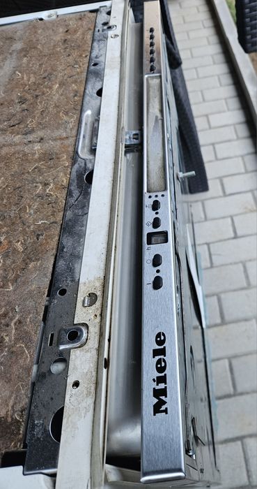 Съдомиялна за вграждане MIELE  G 863 SCVI