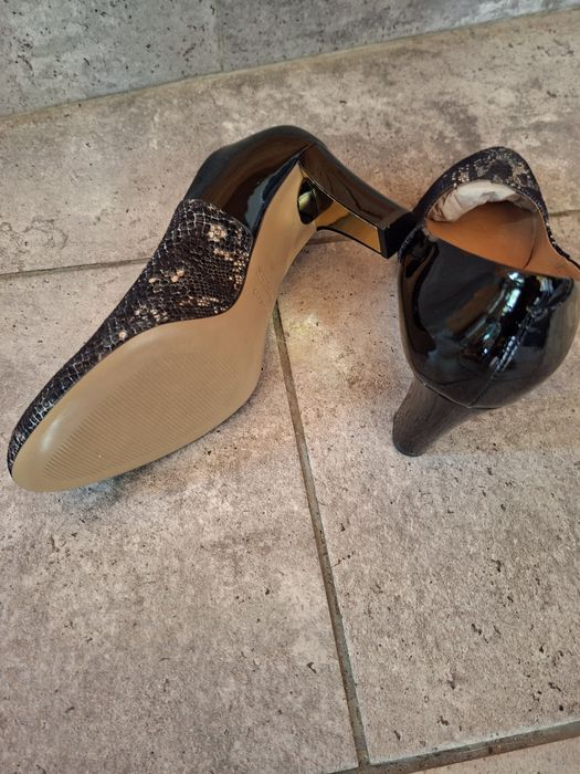 Pantofi cu toc mărimea 40