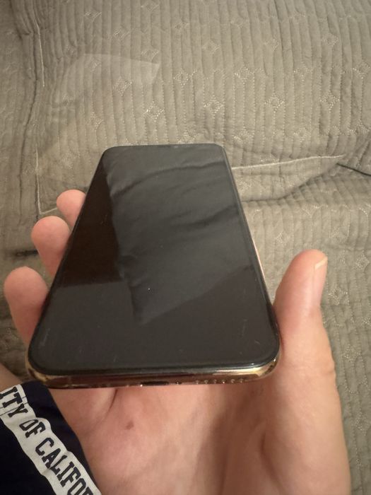 СРОЧНО!!!Продаю iphone 11 pro!Читайте описание