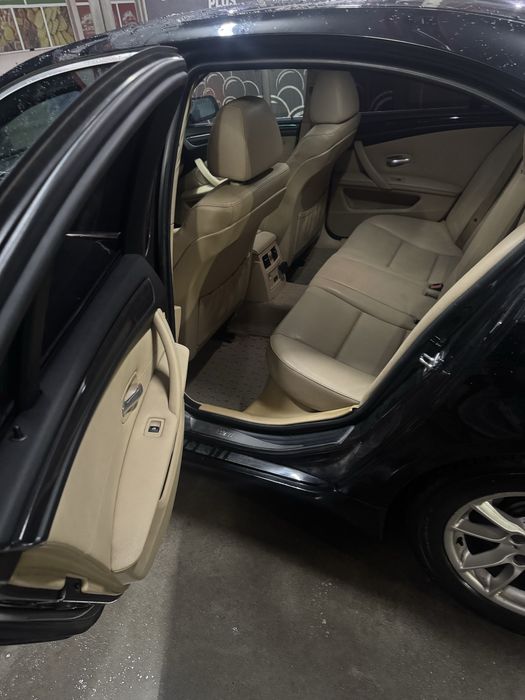 BMW SERIA 5 E60 200CP-Pret negociabil/Exista si varianta de schimb