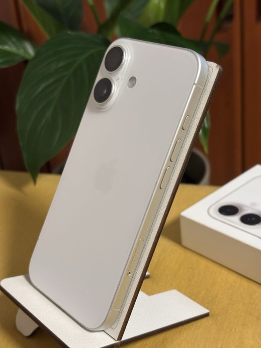 Iphone 16 на гарантий