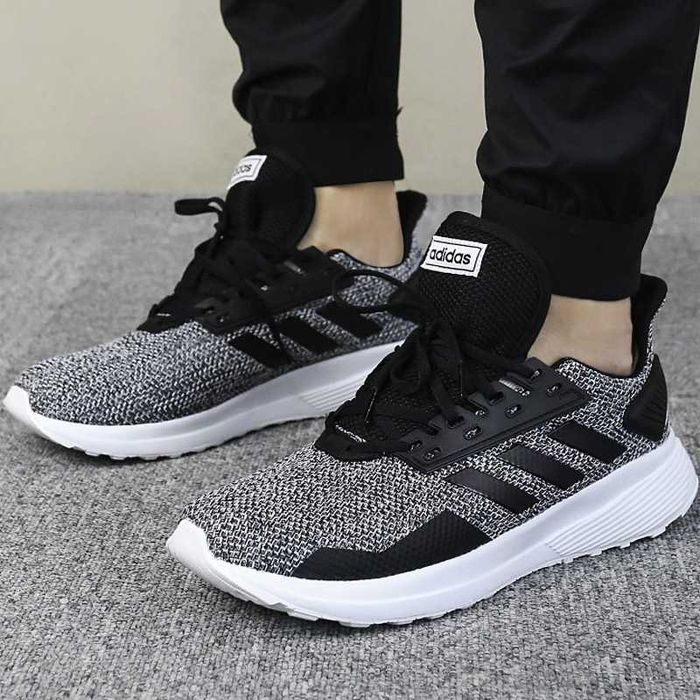 Кроссовки adidas