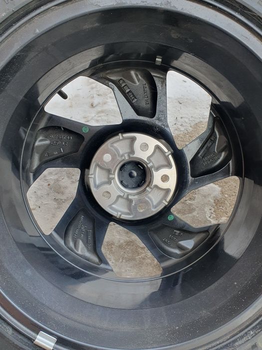 Диск с шинами на 17!