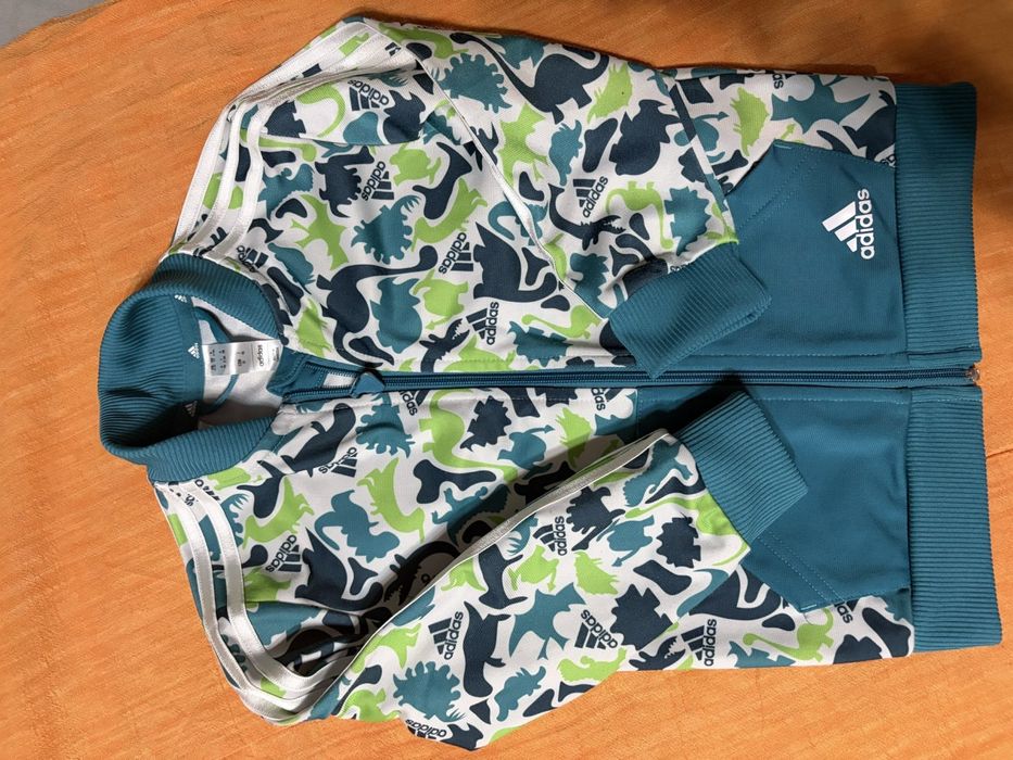 Детски спортен екип Adidas