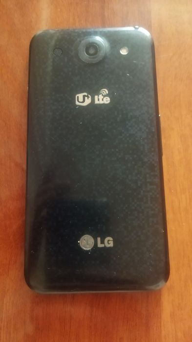 Продается телефон