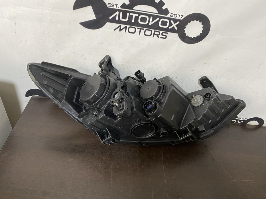 Far stanga halogen Hyundai Elantra an 2016-2018
