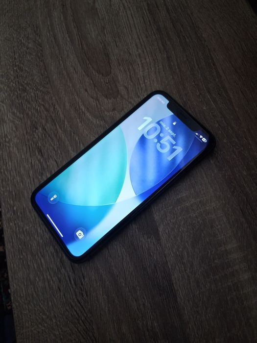 Iphone 11  64Gb stare buna