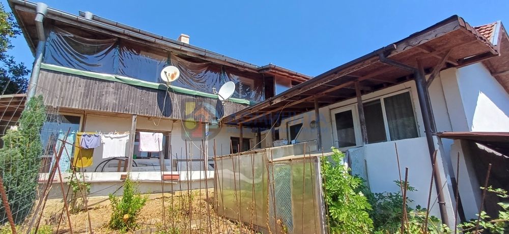 Къща за гости в с. Българи