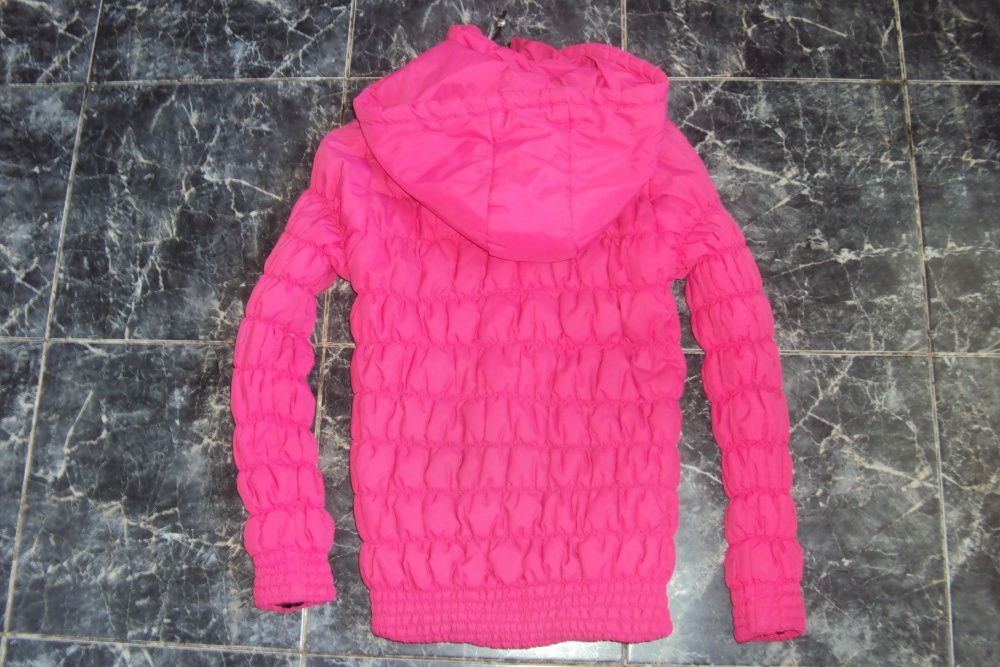 Куртка  ( весна-осень) на 10-12 лет