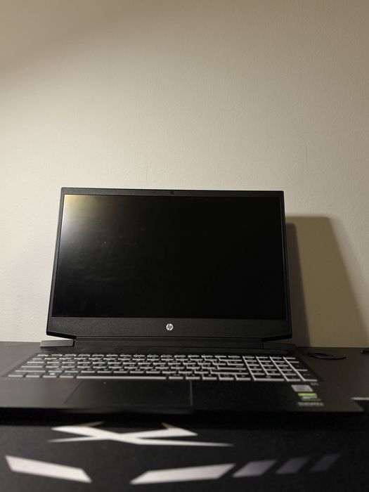 Laptop HP Pavilion Gaming 16 - i5, 16GB RAM, GTX 1650 Ti,512GB SSD