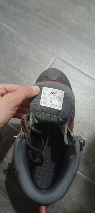 Vând Bocanci Millet Dama, 38, Visiniu/ Gri