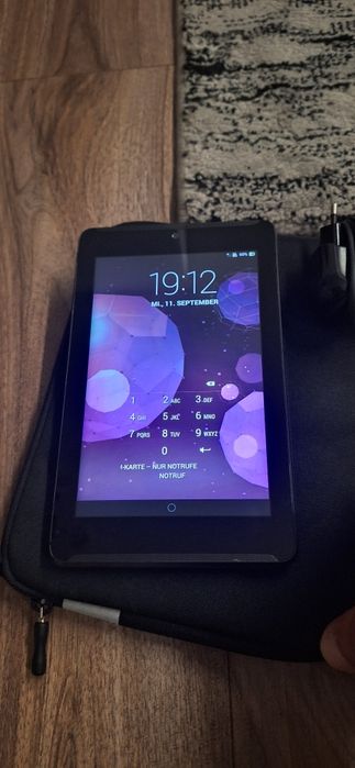 Tableta Asus cu cartela