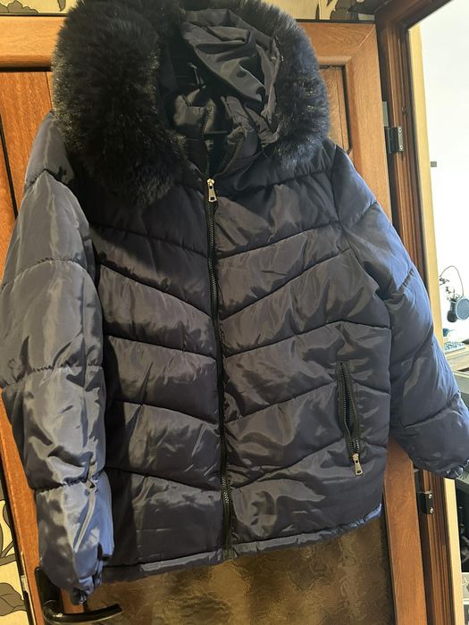 Дамско яке с качулка