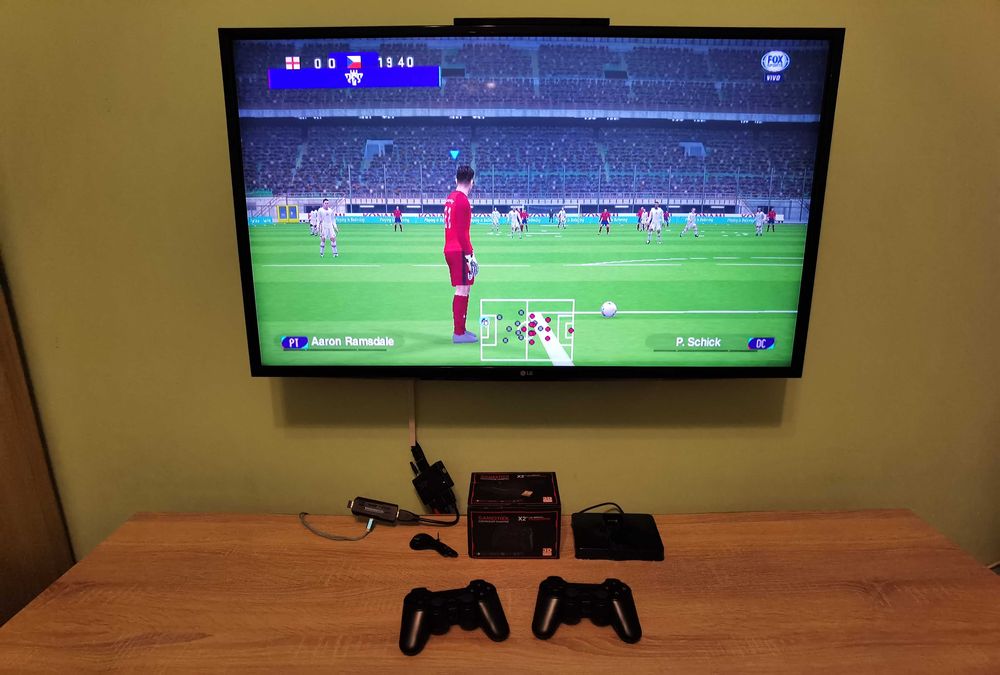 Универсална Игра GD10 X2 с 2 безжични контролера 64Gb памет