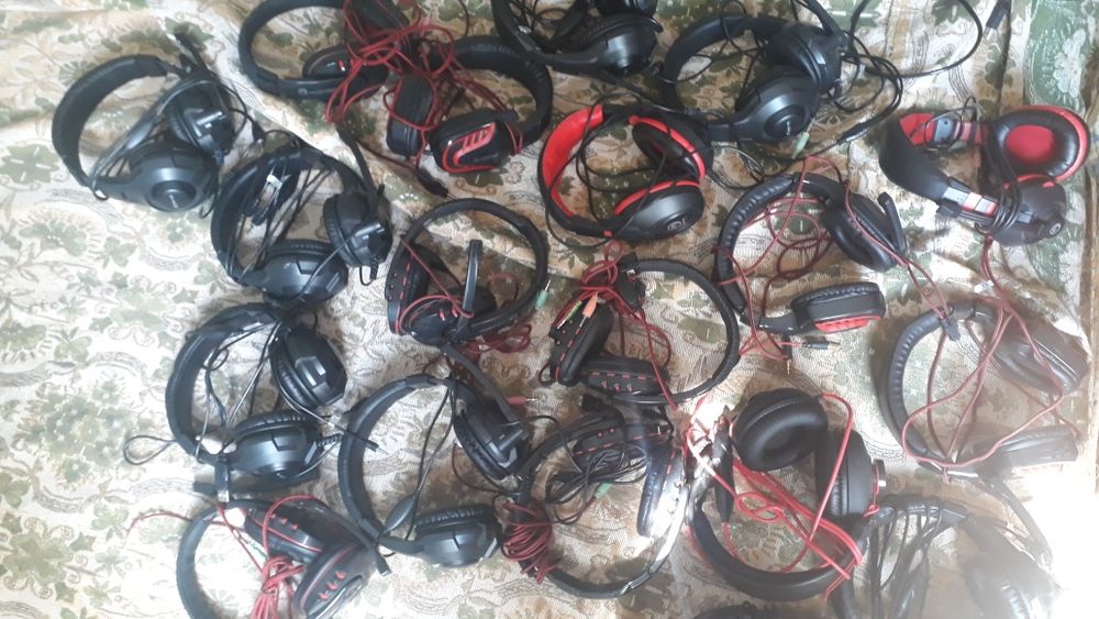 Геймърски  слушалки 28бр неработещи