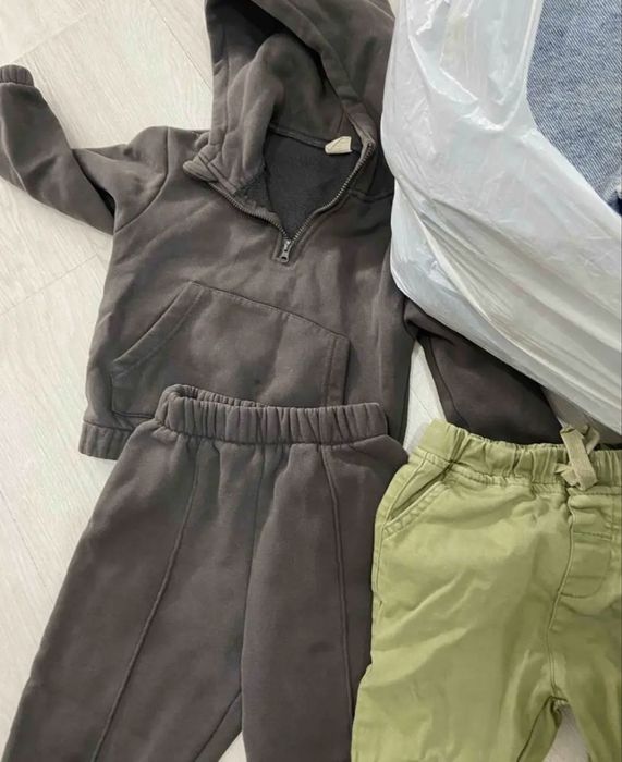 Продам детские вещи