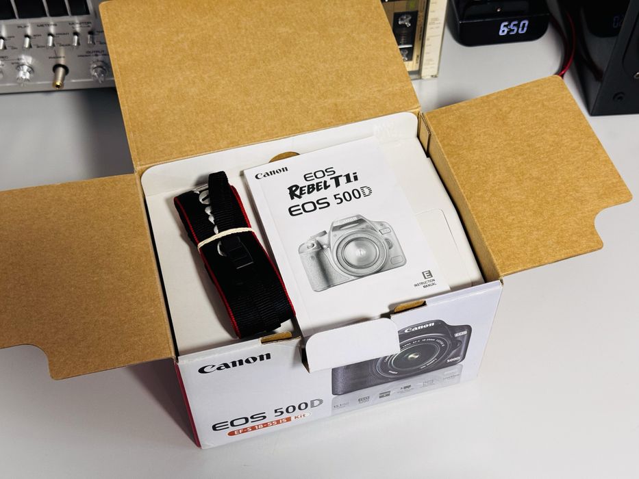 Kit complet-aparat foto CANON Eos 500D-Nou la cutie-canon 18-55 mm