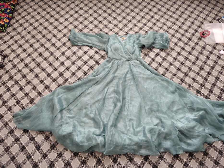 to'y bazm ularga kiyadigan ko'ylak atagi 2marta kiyilgan