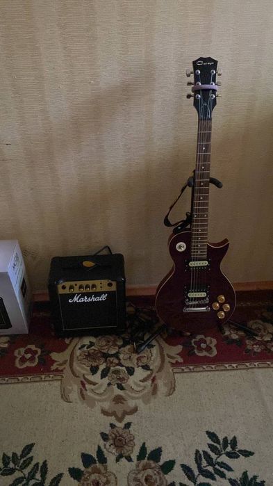 Электрогитара